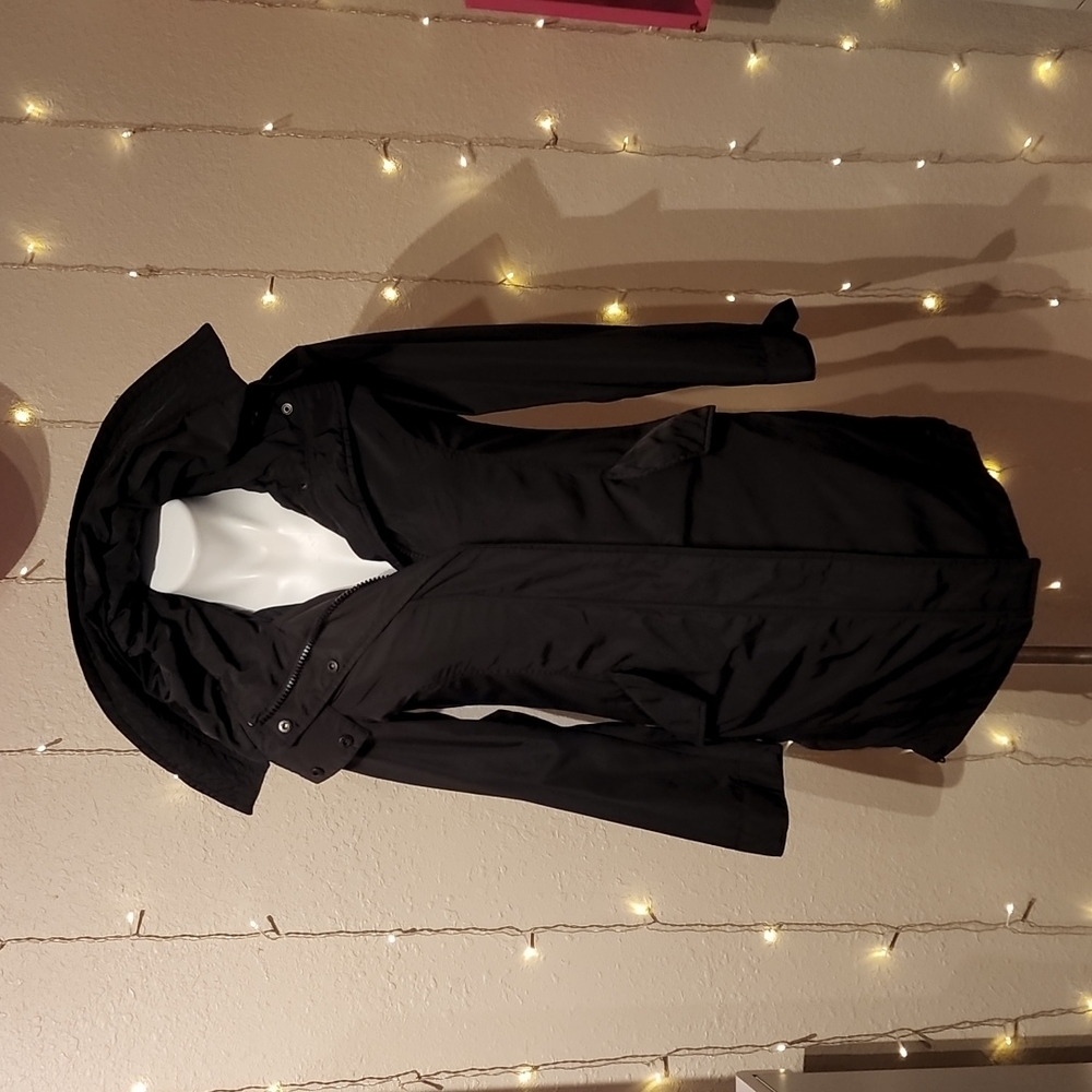Zara jacket with zip out liner zip off hood xs Trench‎